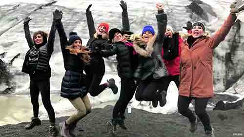 Housewives Iceland