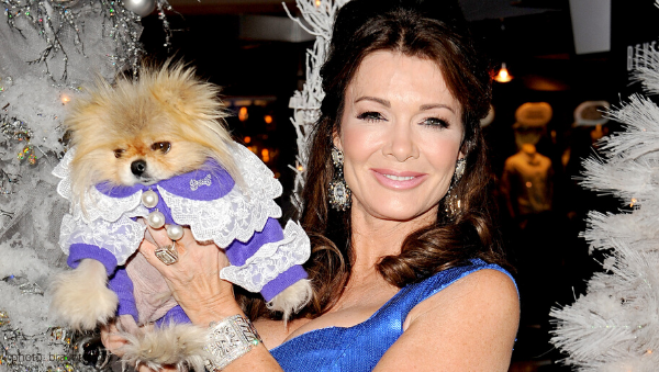 lisa vanderpump vanderpump rules vanderpump dogs rhobh real housewives of beverly hills rescue dogs coronavirus covid-19 lvp