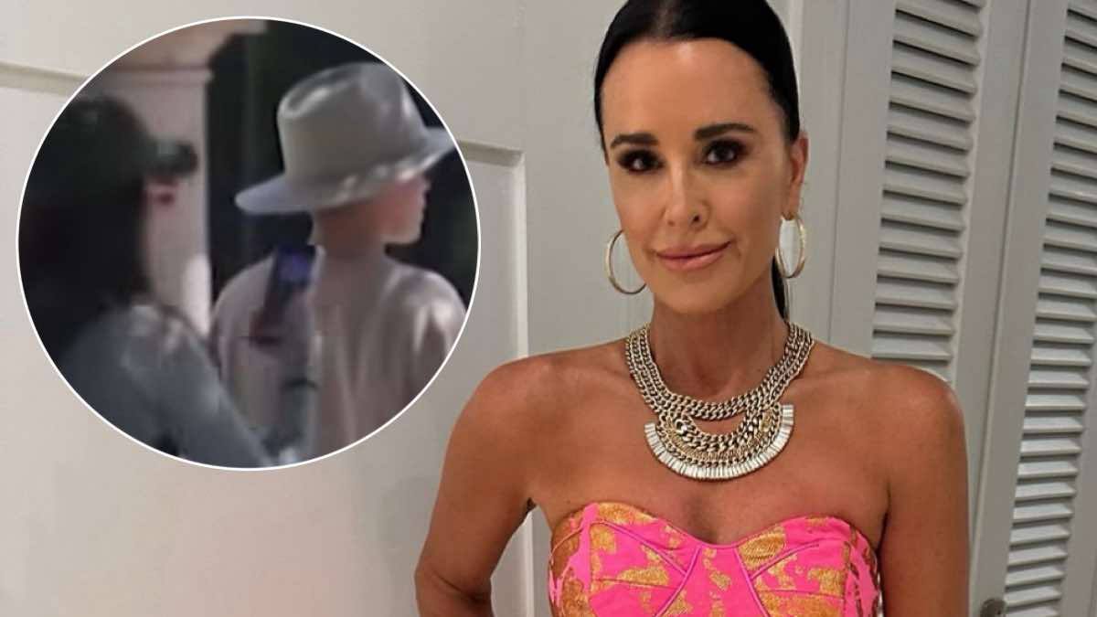 Kyle Richards Teddi Mellencamp Dog Fight
