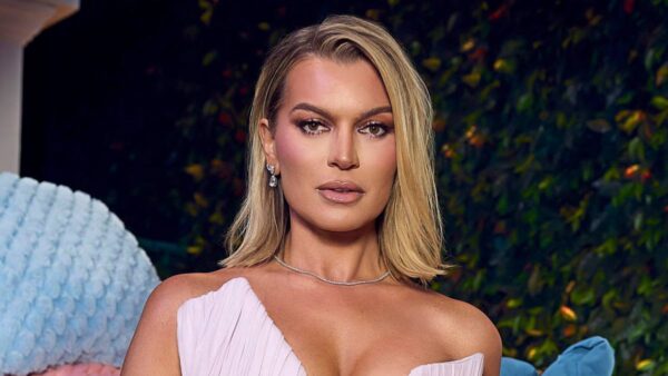 lindsay-hubbard-says-shes-back-for-summer-house-season-10-im-a-whole-ass-mom-now