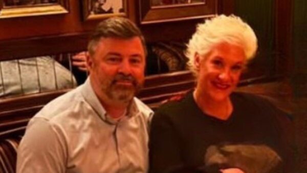 anne burrell died