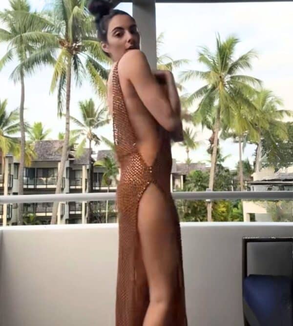 paige love island 1
