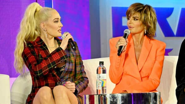 Lisa Rinna BravoCon Filming Invitiation RHOBH