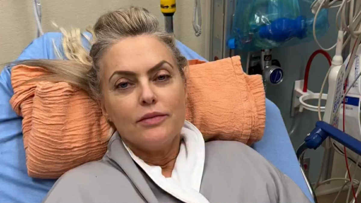 Elaine Hendrix Missed DWTS Halloween Night After Suffering a Rib Injury - Taste of Reality