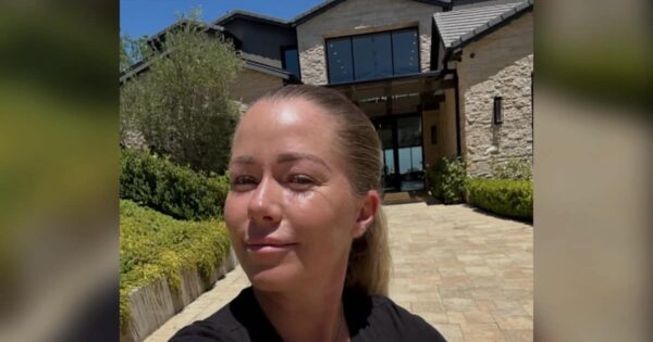 Kendra Wilkinson fired real estate