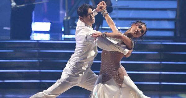 Jenna Harry Viral Hits dance backlash dwts